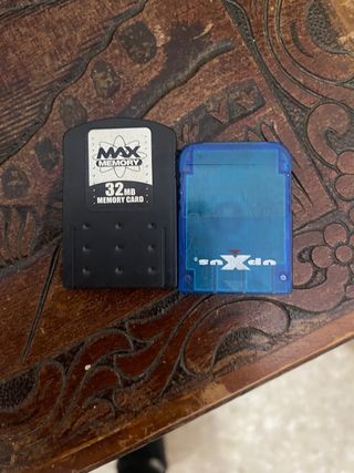 Tarjeta Memoria MAX 32MB + Tarjeta UPXus para ps2