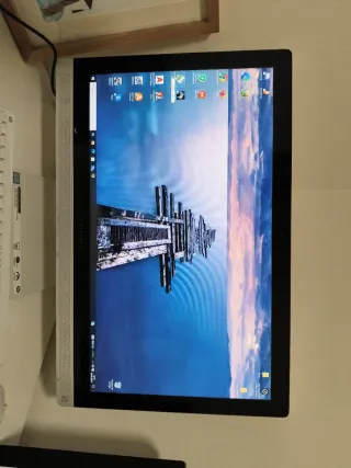 HP Pavilion 24 All-in-One PC Plata/Blanco