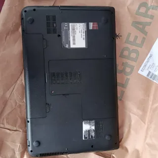 Super oferta!! Portátil Toshiba i7 , sin discoDuro