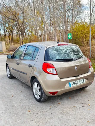 Renault Clio 2010