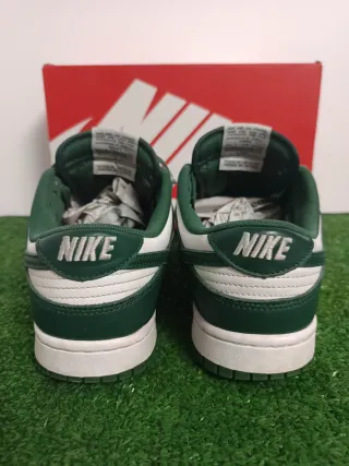 Nike Dunk Low Retro Verdes y Blancas