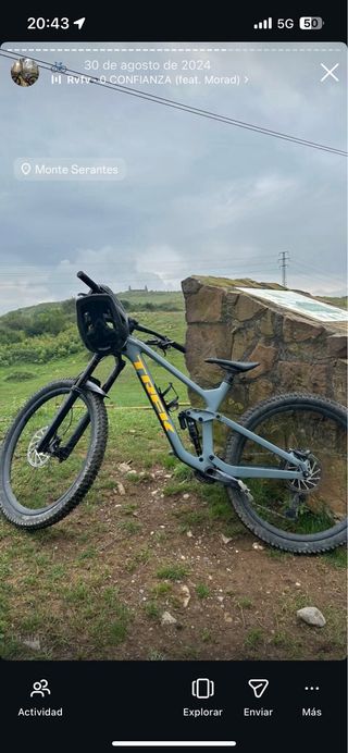 Bicicleta Trek Slash 9.8