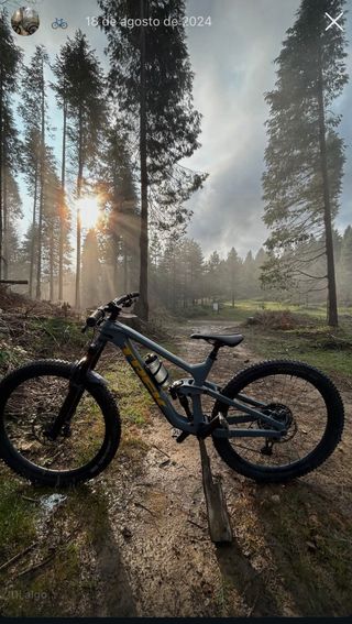 Bicicleta Trek Slash 9.8