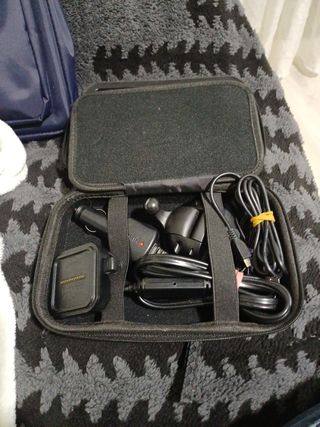 Funda GPS Garmin con accesorios