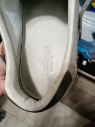 Zapatillas Hogan grises y blancas