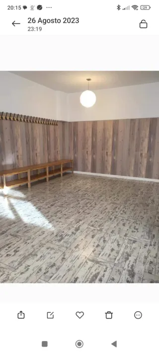 Montaje de tarima de madera . PVC y sintética