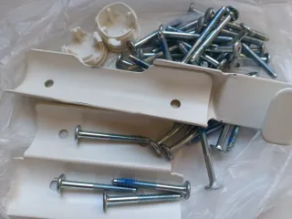 Cama alta IKEA Vitval metal. URGE VENTA por mudanz