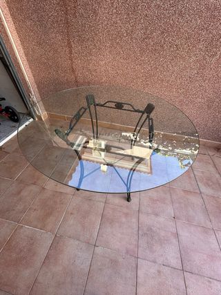Mesa redonda cristal y metal