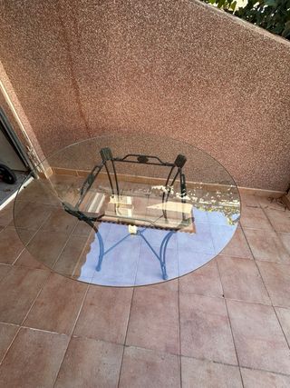 Mesa redonda cristal y metal
