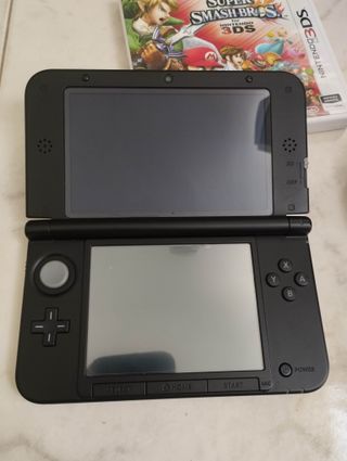 Nintendo 3DS XL Plata + 3 Juegos
