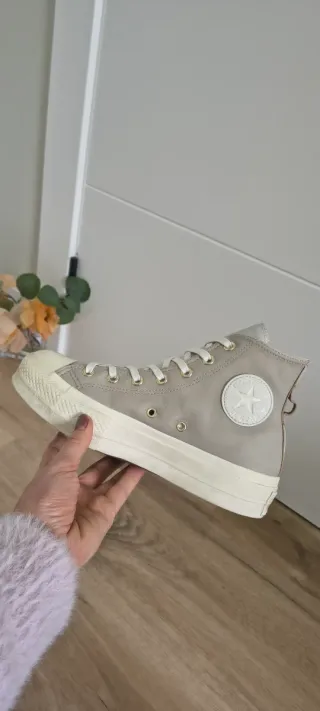 Converse con plataforma de piel color gris  39