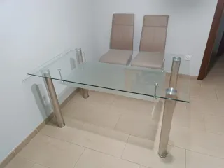 Mesa de salón cristal y metal como nueva