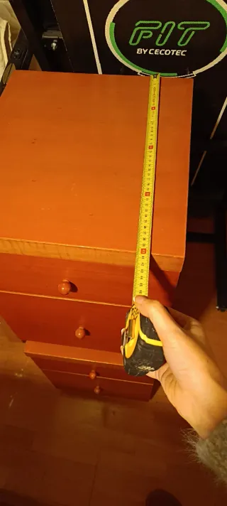 Mesitas de noche de madera naranja