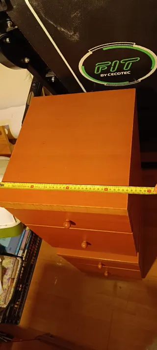 Mesitas de noche de madera naranja