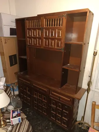 Mueble de salón de madera