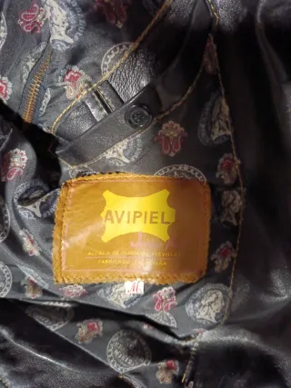 Chaqueta motera cuero vintage