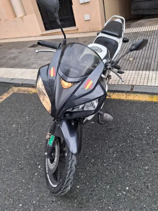 Honda cbr 125r