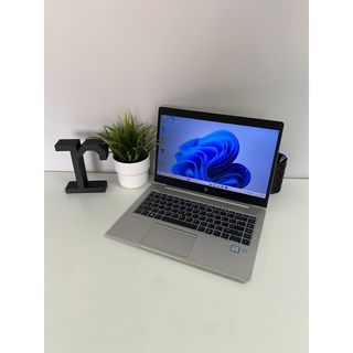 Portátil HP i7 8a 16Gb RAM 512Gb SSD Radeon RX 540