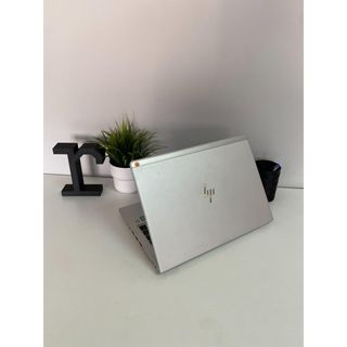 Portátil HP i7 8a 16Gb RAM 512Gb SSD Radeon RX 540