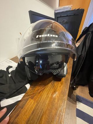 Casco de moto HEBO negro