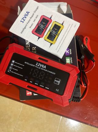 Cargador Batería Coche 12V 6A Inteligente