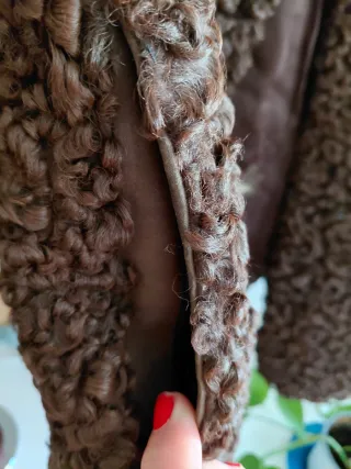 Chaquetón de pelo marrón talla 40-42