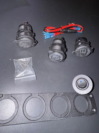 Panel 4 en 1 para Camper/Autocaravana