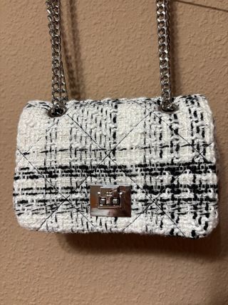 Borsa in tweed stile Chanel bianco e nero