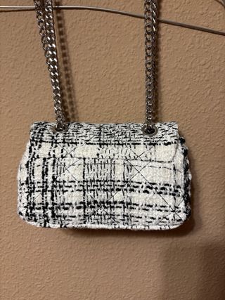 Borsa in tweed stile Chanel bianco e nero
