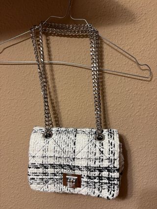 Borsa in tweed stile Chanel bianco e nero