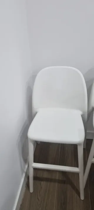 Silla alta infantil blanca