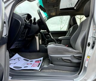 Toyota Land Cruiser 150 2010