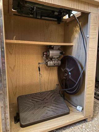 Máquina de coser Refrey Transforma en mueble