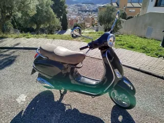 Vespa LX 125