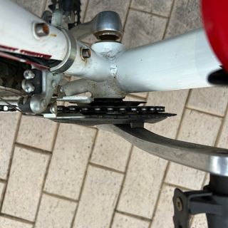 Bicicleta Raider plateada con cesta (M)