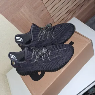 Adidas Yeezy 350 Zapatillas Negras
