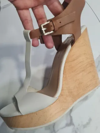 Sandalias Stradivarius Tacon Madera Talla 38