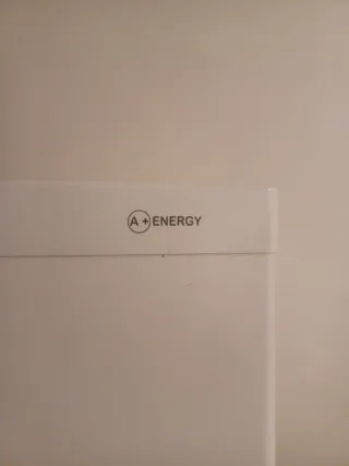 Nevera A+ con congelador