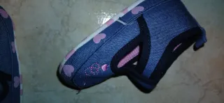 Scarpette bimba cuoricini rosa