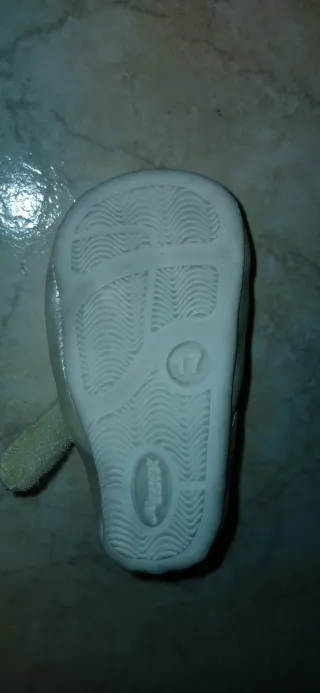 Scarpette bimba cuoricini rosa