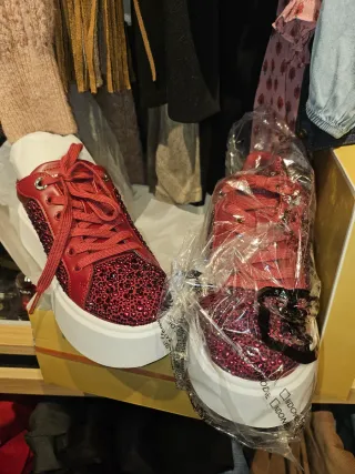 Zapatillas Michael Kors Romey Lace Rojas Talla 38