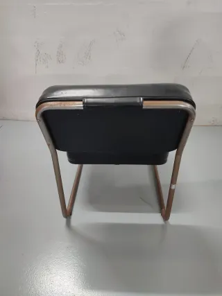 Sillón tubular años 60 negro y plata