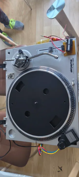 Akiyama DJ 1200 Turntable para despiece