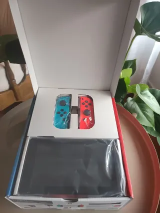 Nintendo Switch Azul y Rojo