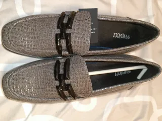 Zapatos Virucci Mujer Negro y Gris (10€ cada uno)