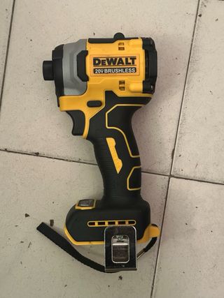 Taladro de impacto Dewalt DCF890