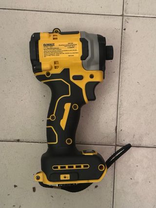Taladro de impacto Dewalt DCF890