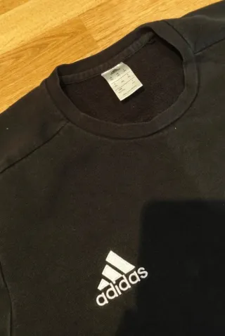 Sudadera Adidas Negra con Rayas