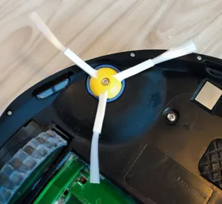 iRobot Roomba 563 Pet Series