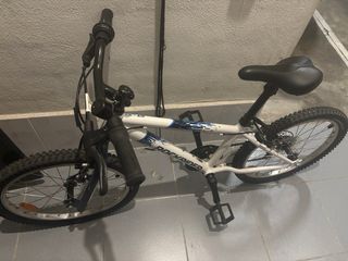 Bicicleta Rockrider ST120 niño/a